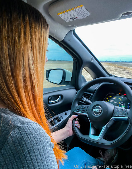 kate utopia sg schauspielerin sexy fotos