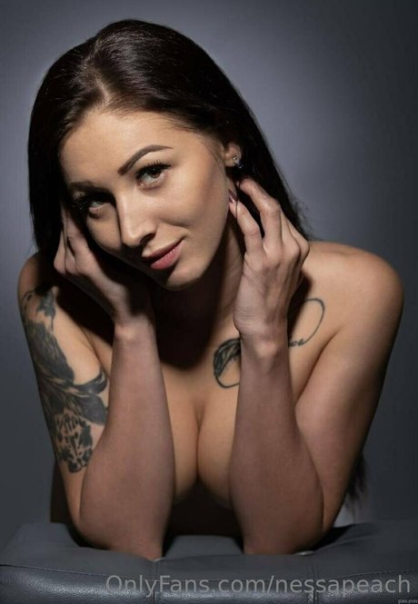 nessapeach erotische hd galerien