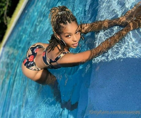 your step sister schauspielerin nackten galerie