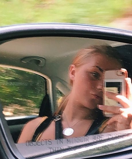 Marina Brooks sexy porno galerie