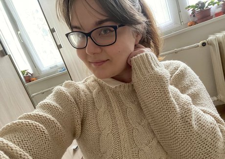 Naughtychubbynixiesin top nackte bilder