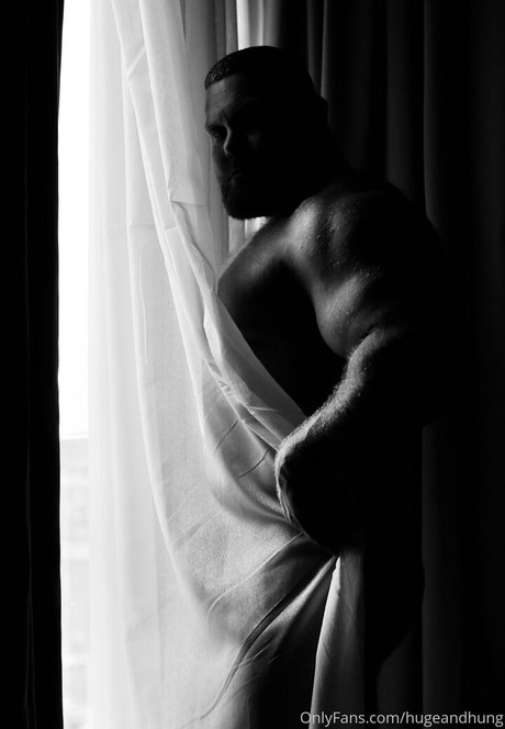 hugeandhung nackt hd galerie