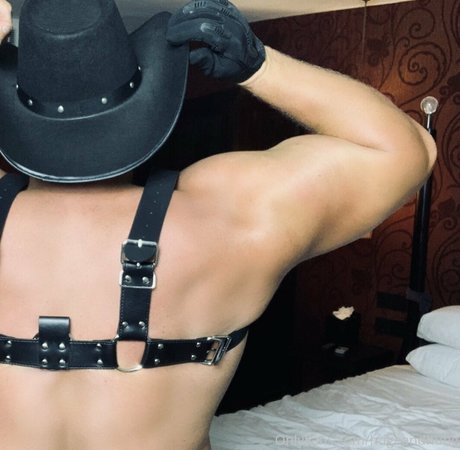 hugeandhung perfekte nacktheit bilder