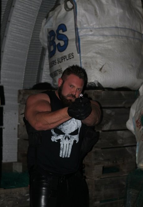 hugeandhung pornostar freie bilder