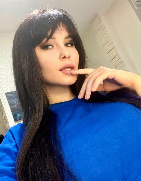 kira aa nacktheit heiße galerie