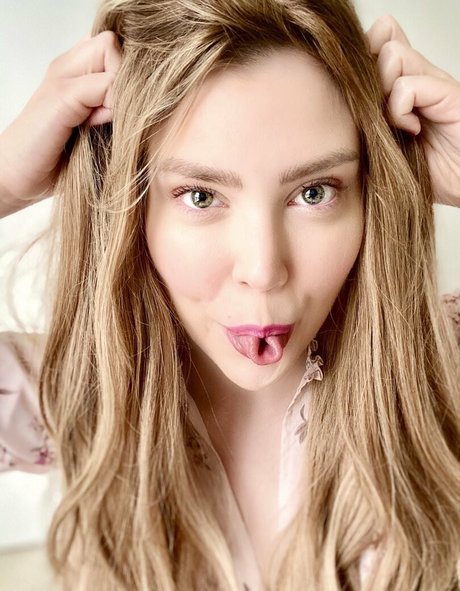 Tiahlicious perfekte nackt bild