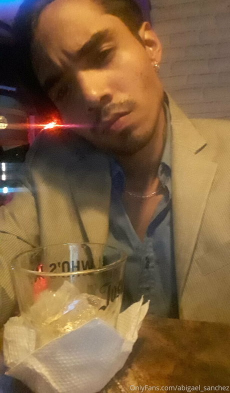 kniebeugenreiten nur fans perfekte pornographische foto