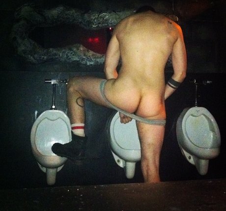 asiatische gilf-onlyfans schöne hübsche archiv