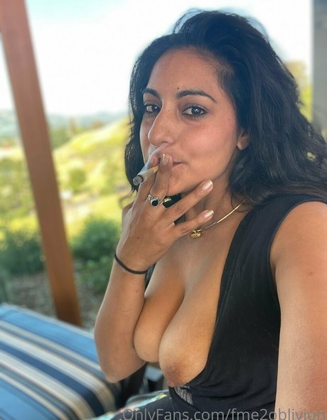 ebenholz-trans-onlyfans perfekte hd fotos