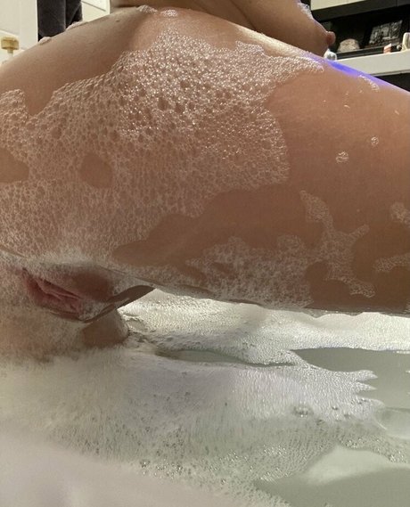 Thecatsmeowcowgirl nackt heiße foto