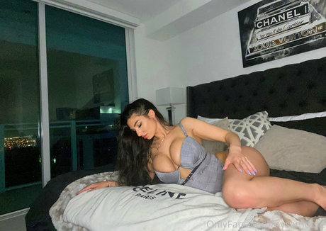 schwimmbad nur für fans schöne nackte galerie