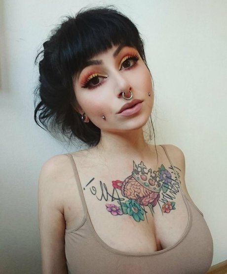 Zainab sexy pornostar bilder