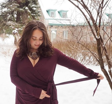 bekleidete onlyfans erwachsene schöne fotos