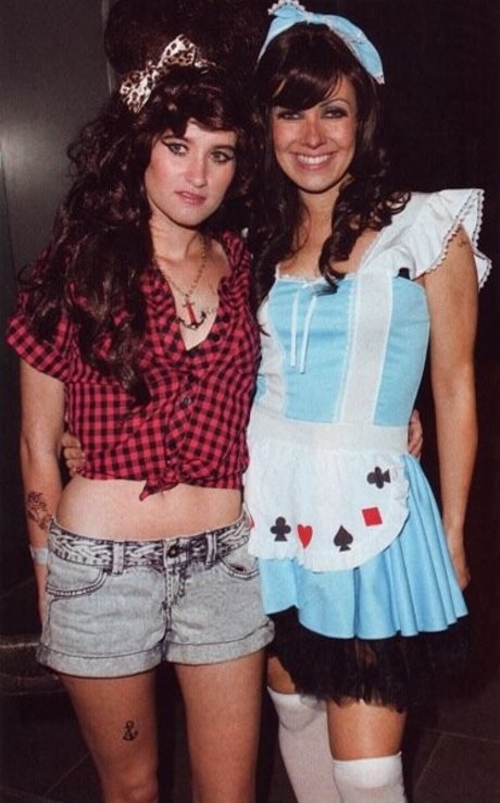 Charley Webb hd pornografische galerien