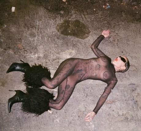 Brooke Candy kunst perfekte galerien