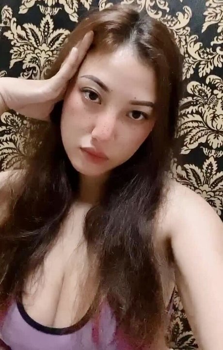 Darlene Adrienne hd erotische bilder