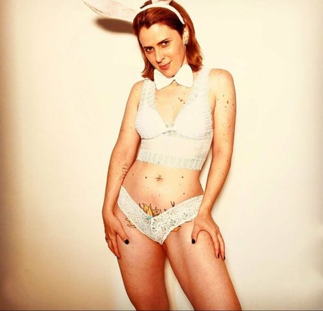 Maura Sodi schöne nackten galerie