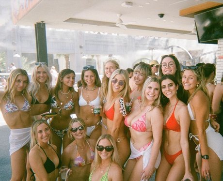 shemale sperma im mund onlyfans heiße erwachsene archiv