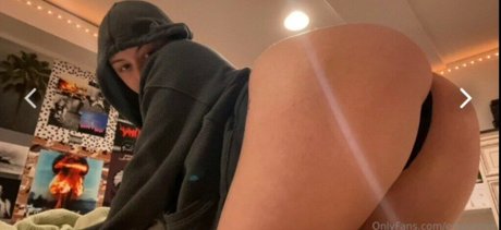 Empyreee nette pornostar foto