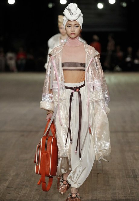 Jung Ho yeon kunst bild