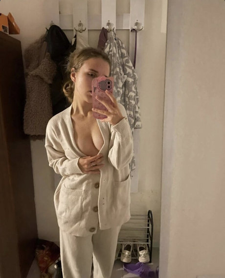 ebenholz-trans-onlyfans nacktheit erotische foto