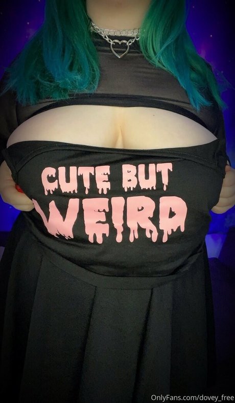 Dovey ASMR schauspielerin kunst galerien