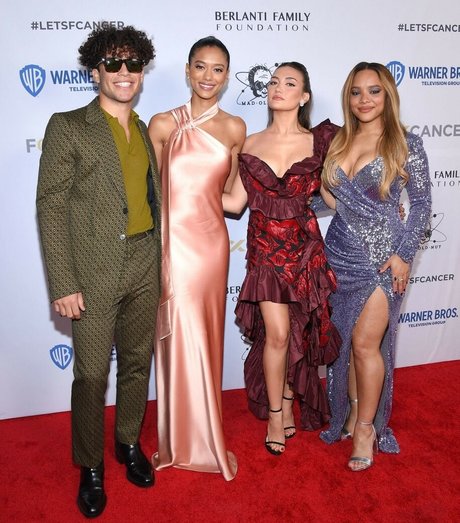 Daniela Nieves porno erwachsene galerien