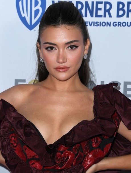 Daniela Nieves sexy freie foto