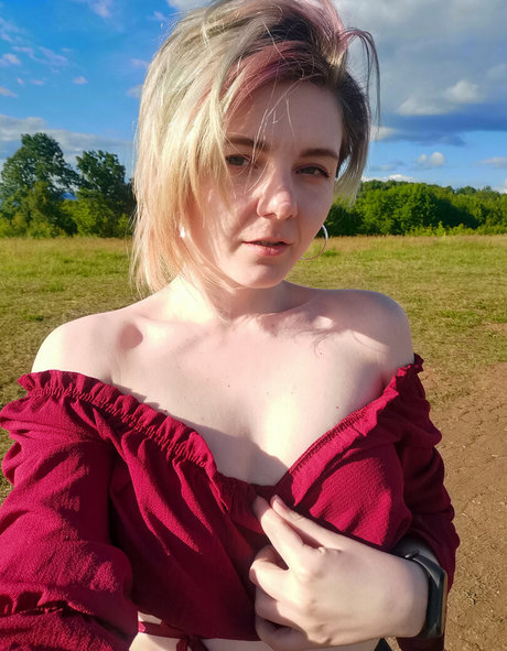 füße teen onlyfans exklusive akt bild