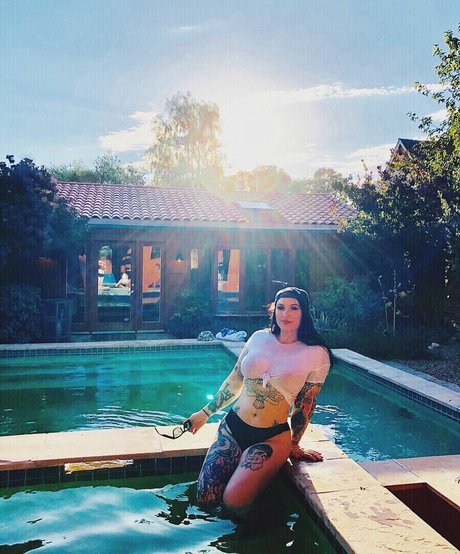 Erika Von Doom porno erwachsene galerien