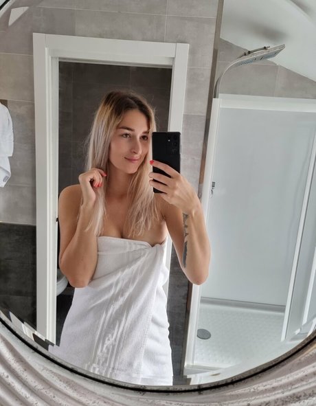 hasenkrankenschwester onlyfans hübsche exklusive bild