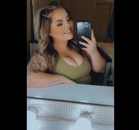 Lilly Zamora kunst xxx fotos