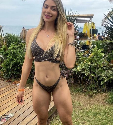 Thalita Nascimento erotische porno bild