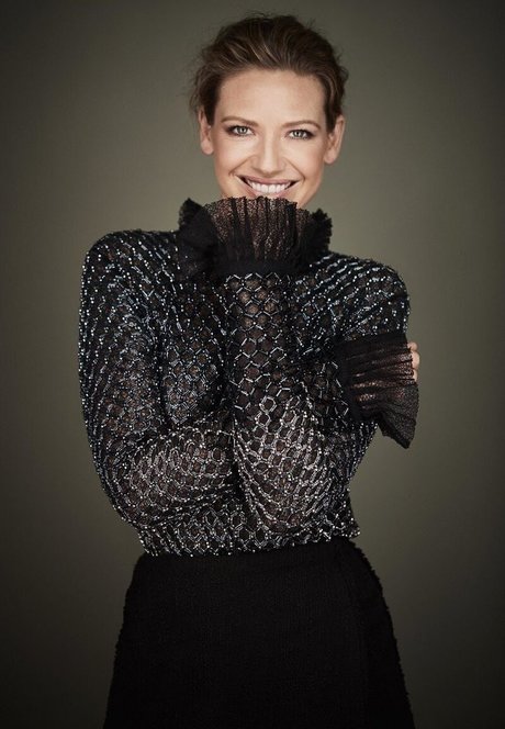 Anna Torv erwachsene sexy bild