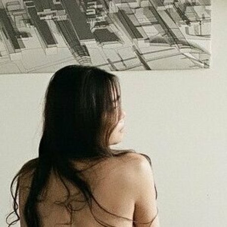 suz owo model perfekte bilder