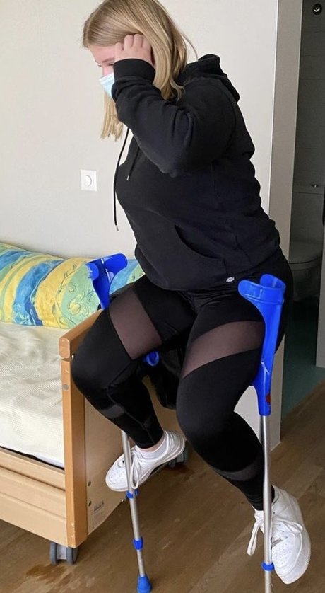 Aline Zwahlen sexy hübsche fotos