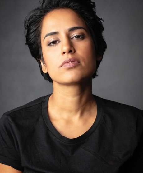 flachbrüstige onlyfans hübsche exklusive bild