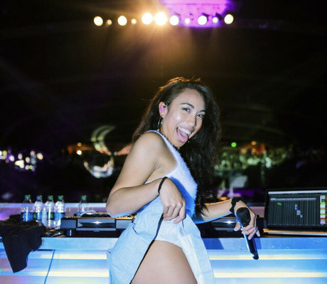 DJ Noodles sexy exklusive archiv