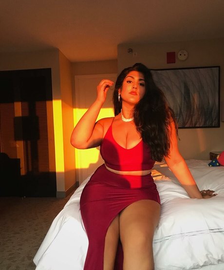 Sanjana perfekte galerien