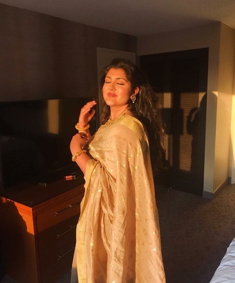 Sanjana sexy schöne bild