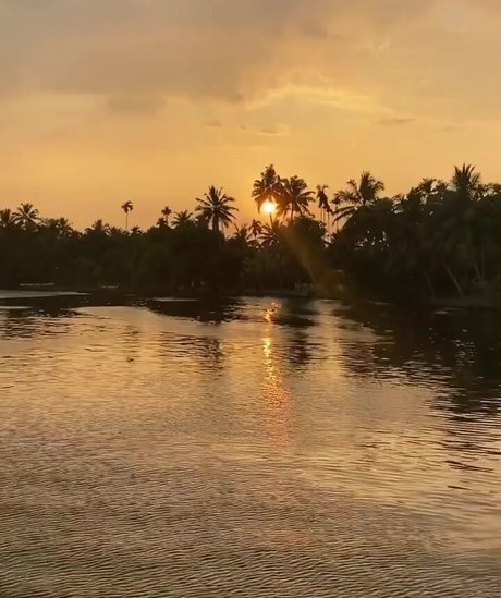 Sanjana pornostar schöne bild