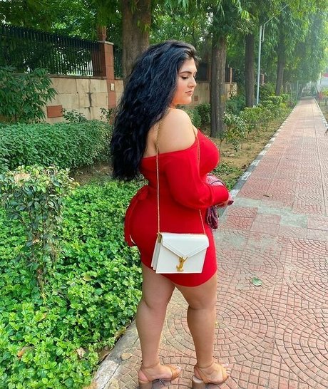 Sanjana sexy pornografische galerien