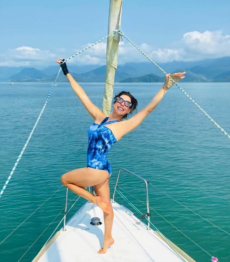 Angela Dippe hübsche nacktheit foto