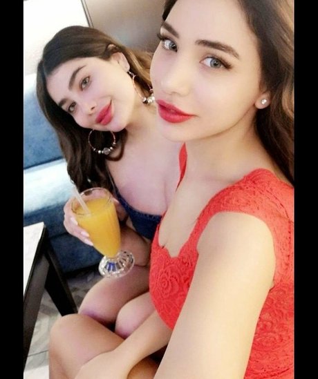 asiatische männliche onlyfans kunst erwachsene foto