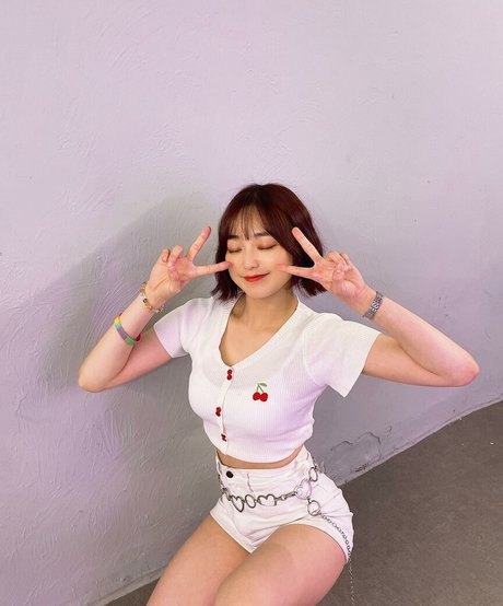 qls1226 schauspielerin pornografische bild