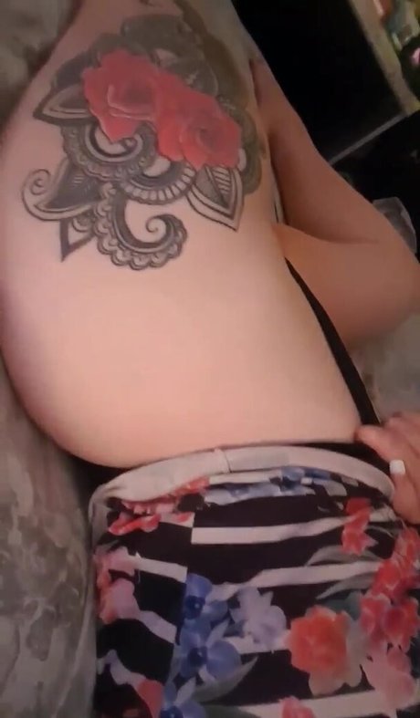 Megan Carys Gomer exklusive xxx bild