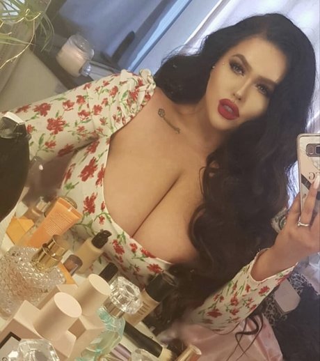 Megan Carys Gomer erwachsene pornografische galerie