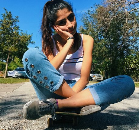 Antoenella pornostar top bilder