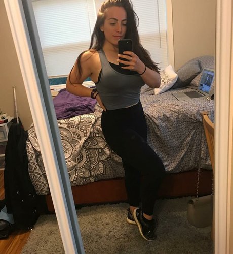 Sydney Martichuski porno erwachsene bilder