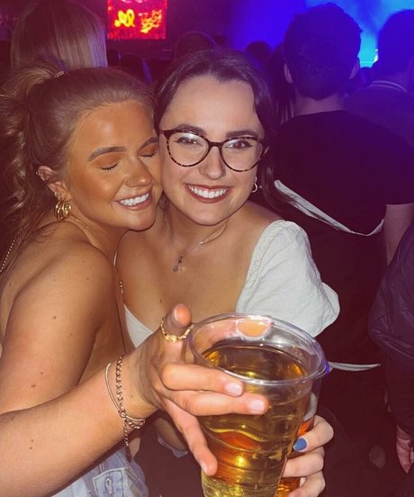 Emily Mather xxx exklusive fotos